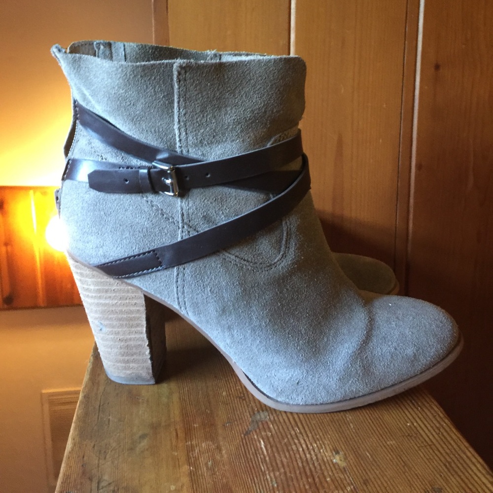 Carlos Santana Suede Booties!